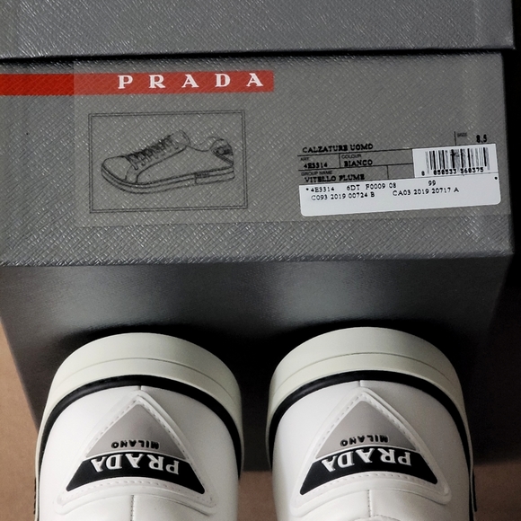 Brand new men PRADA white sneakers in genuine lather with black trim and logo - Picture 4 of 11
